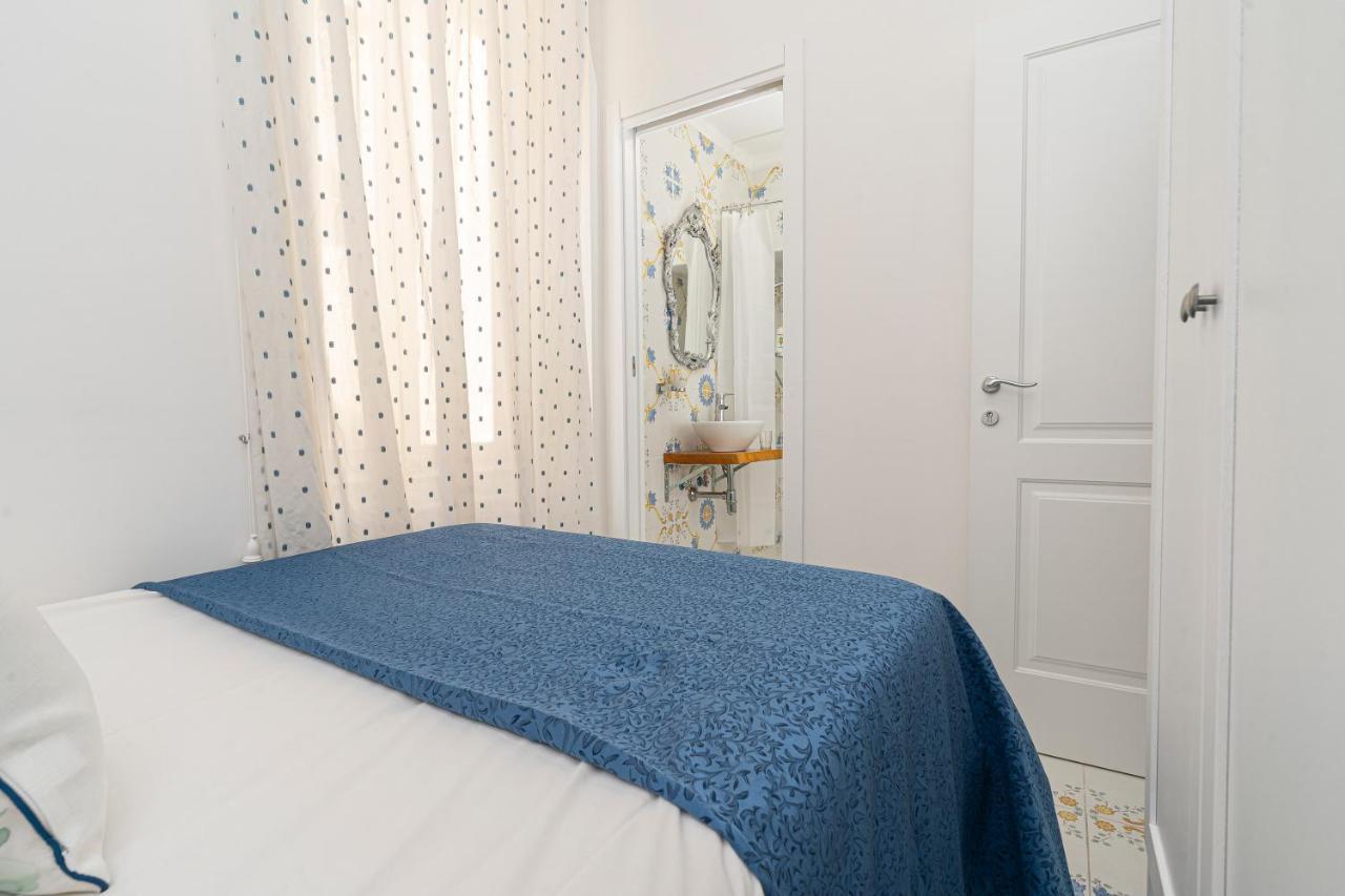 Napulitandream Duomo Otel Napoli Dış mekan fotoğraf